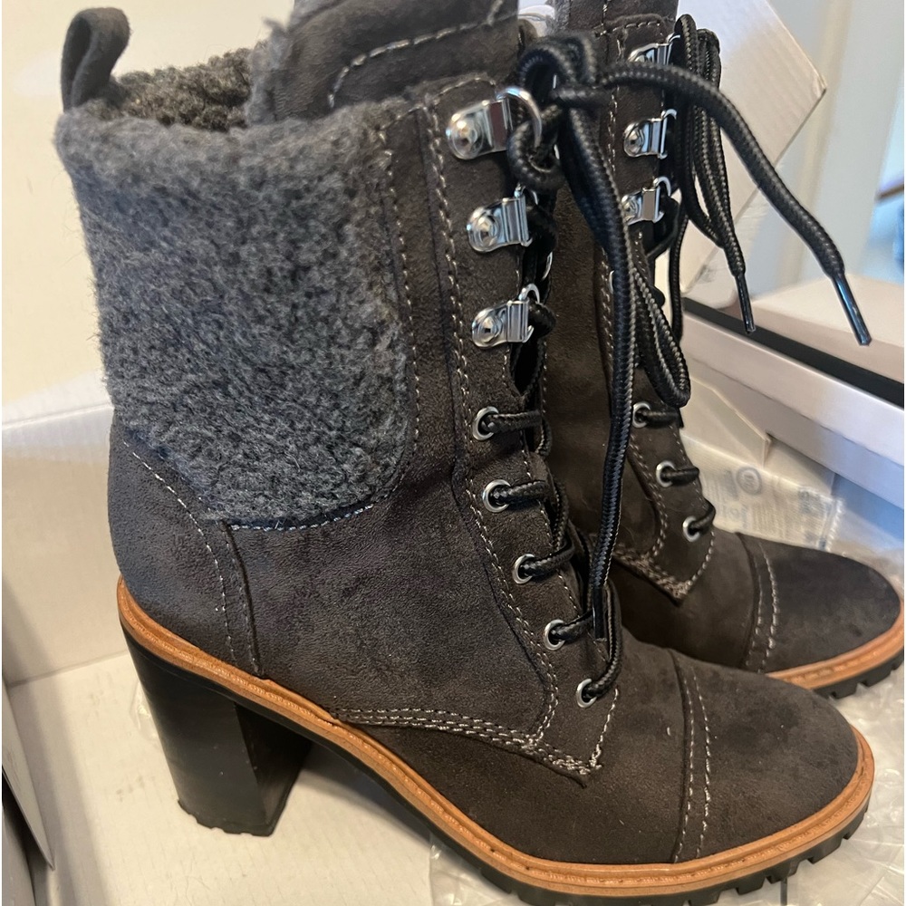 Nine West ankle boots 6M.